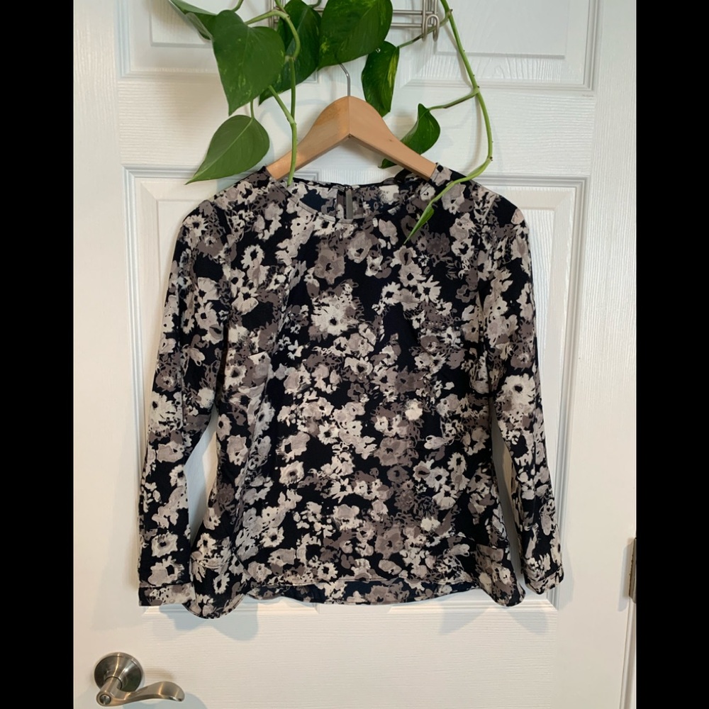 Banana Republic neutrals floral blouse